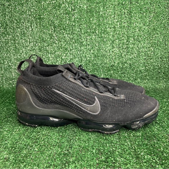 Nike Other - Nike Air VaporMax Flyknit Running Shoes Men's Size 13 Triple Black Anthracite